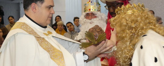 RECIBIMOS A LOS REYES MAGOS… (Fotos)