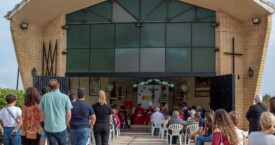 El Cardenal Antonio Cañizares Lloverá visitó la capilla del Pantano (Fotos)