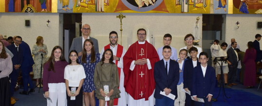 Confirmación de nueve jóvenes de nuestra Parroquia (Fotos)