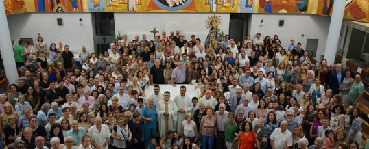 Eucaristía de despedida de D. Pablo Félix Aranda Alagarda, párroco de la Sagrada Familia de Torrent (Fotos)
